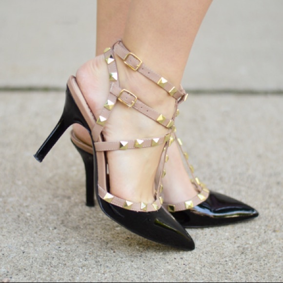 bcbg rockstud